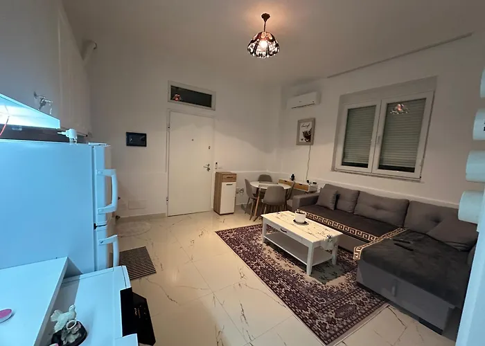 Ori-apartament Albania Apartmán *